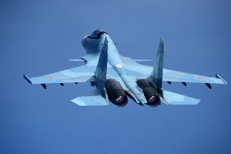 Su - 30 sm v e0 su - 3 5s n e2ng c e1p kh 03 n03ng ta5n c f4ng vdbi bom UMPK hic7u qua3 ha1n - 89nh 3.