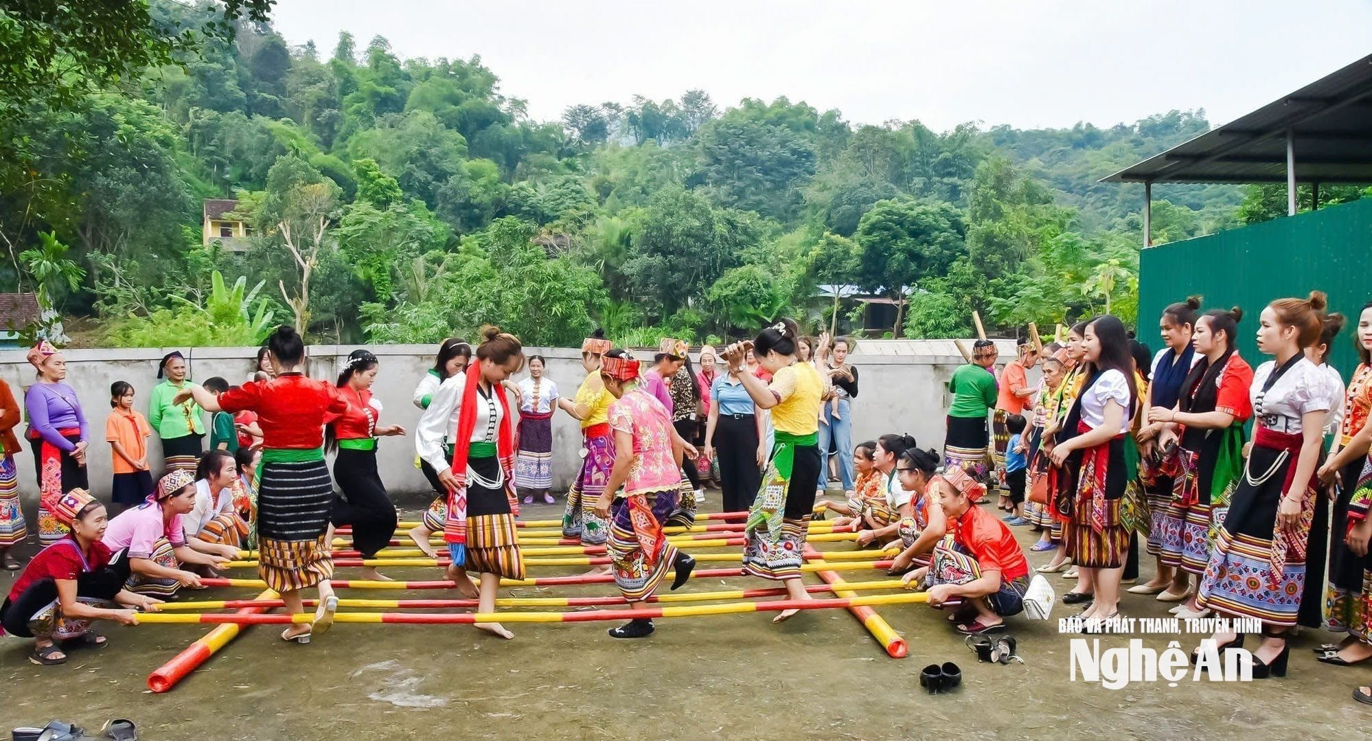 bna_cham-doi-song-tinh-than-van-hoa-tinh-than-cho-nguoi-dan-vung-dong-bao-dan-toc-thieu-so.jpg