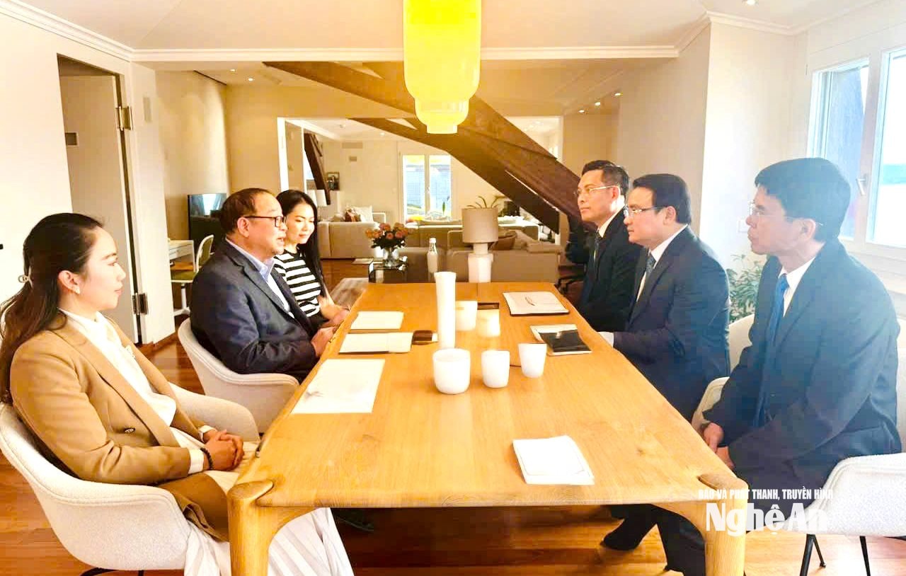 PCT Phùng Thành Vinh làm việc với ông Trần Toàn Chủ tịch Điều hành Pavo Capital Group