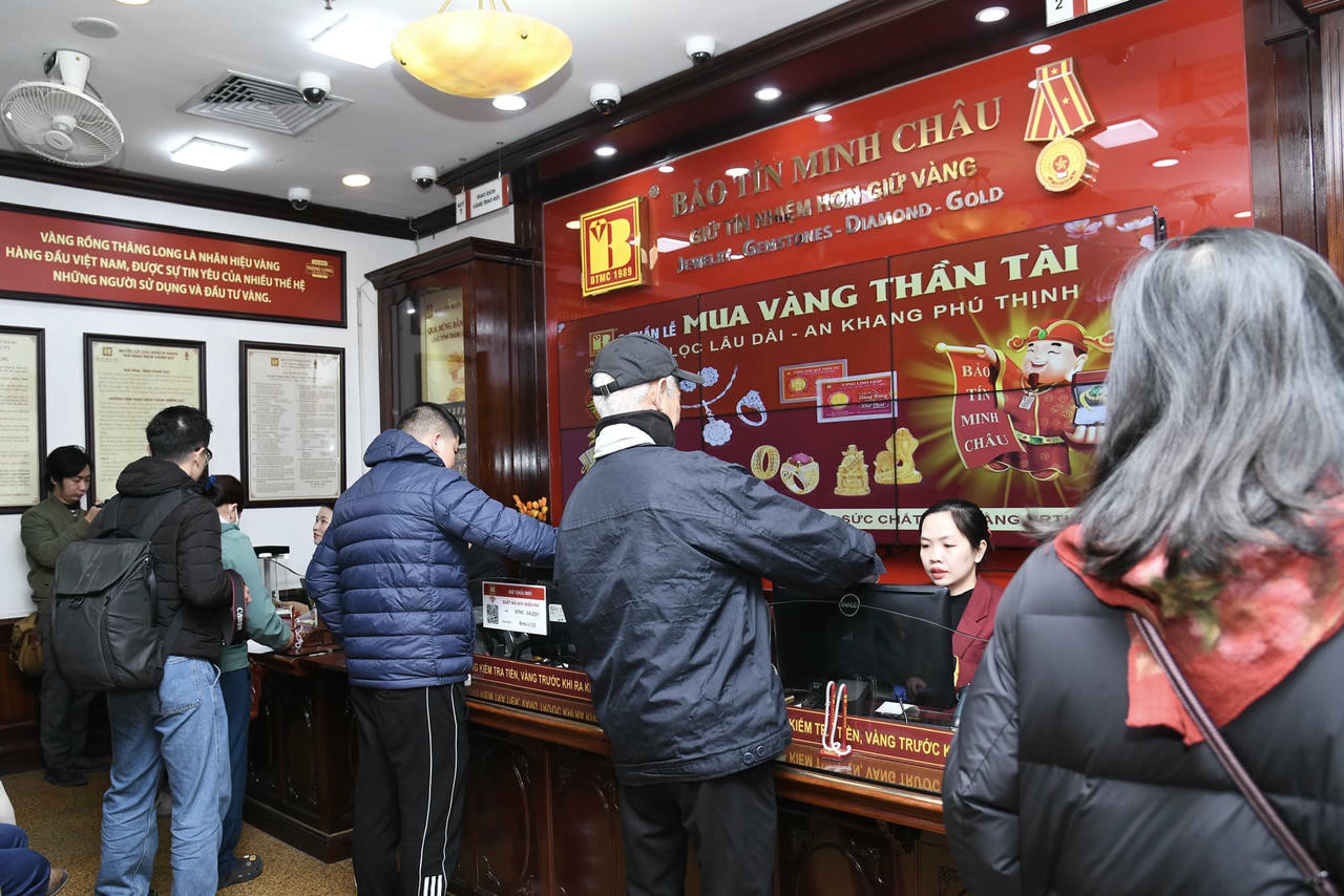 Giá vàng chiều nay 30/11: Vàng ACB SJC, vàng nhẫn, vàng thế giới