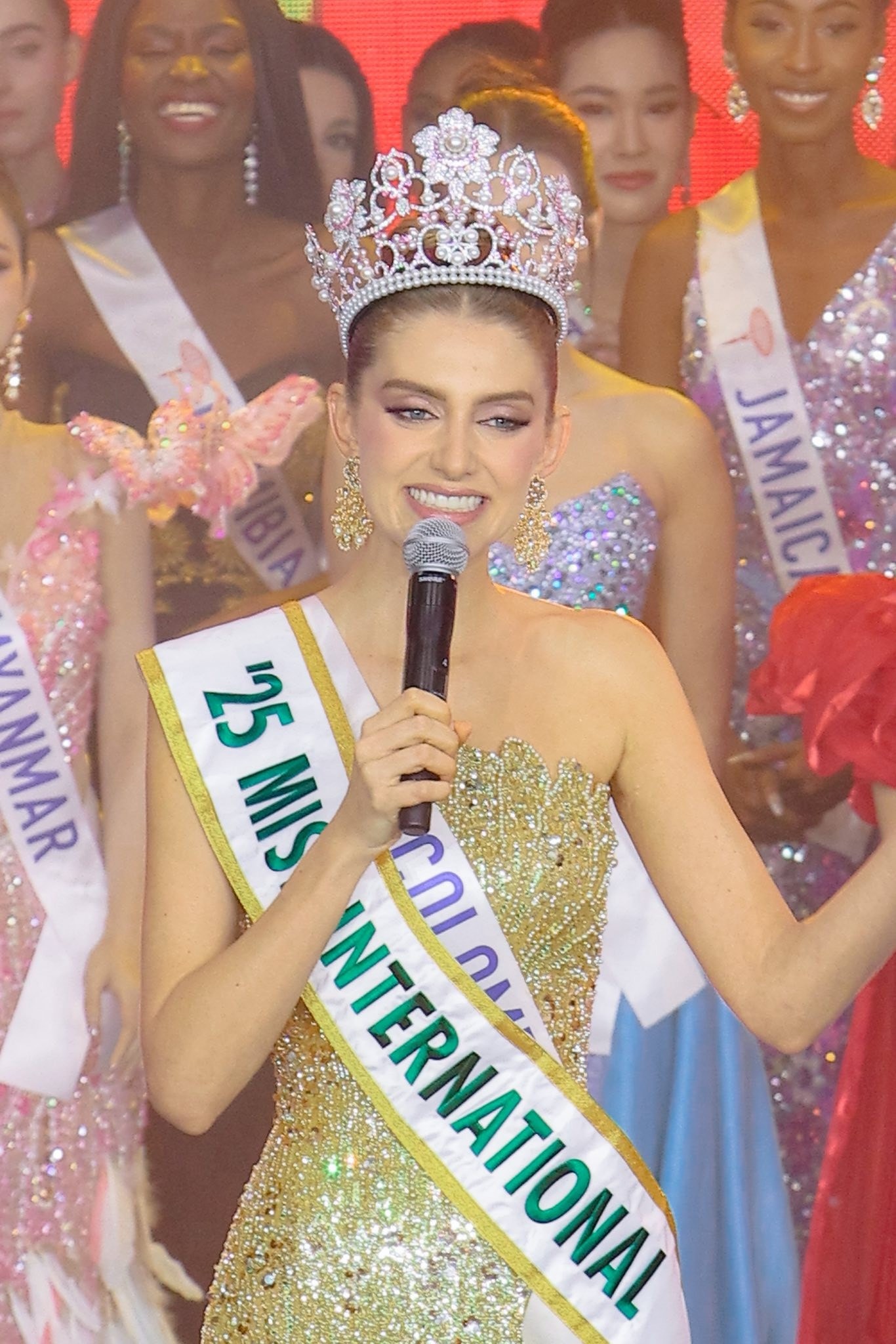 Nhan sắc của Hoa hậu Quốc tế 2025 Catalina Duque.