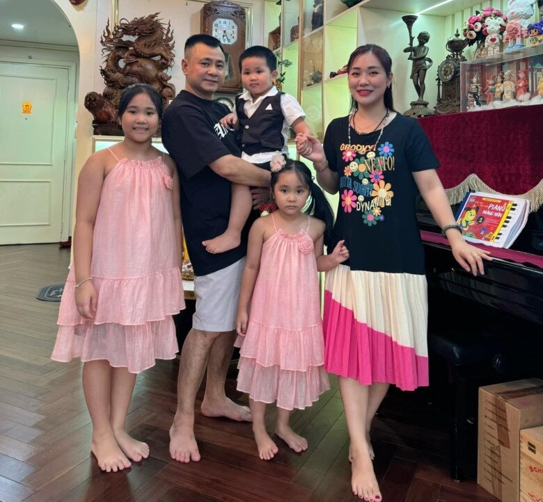 Nam nghệ sĩ hạnh phúc khi có vợ làm hậu phương.