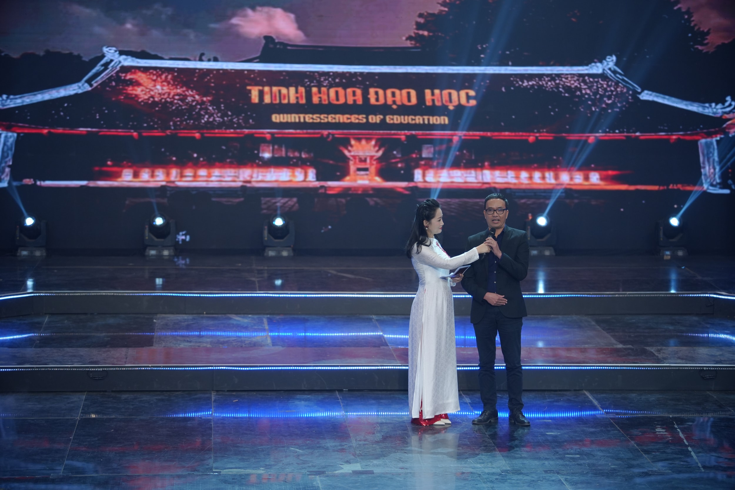 Đạo diễn Trương Quốc Toàn – người đứng đằng sau nhiều dự án đánh thức di sản.- tác giả kịch bản phim 3D mapping trong dự án đánh thức di tích Văn Miếu, Quốc Tử Giám.
