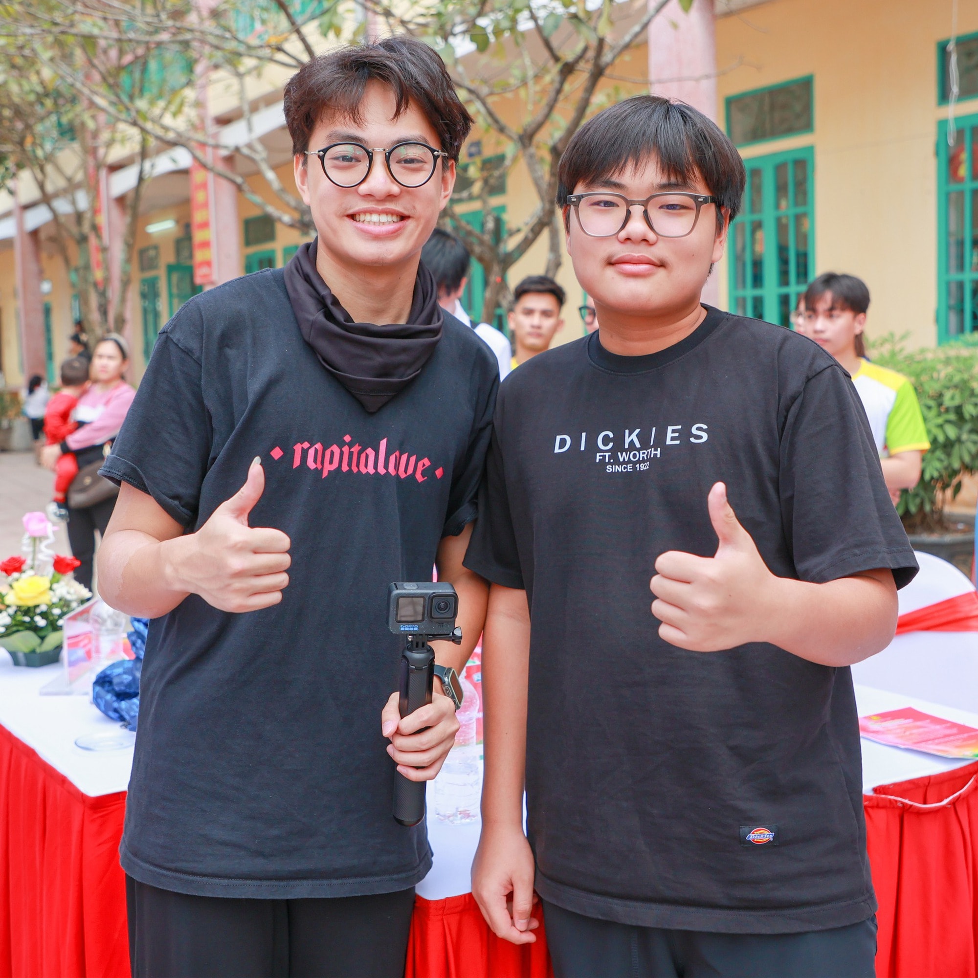 Con trai NSND Xuân Bắc đi ăn trưa cùng Suzy?- Ảnh 3.