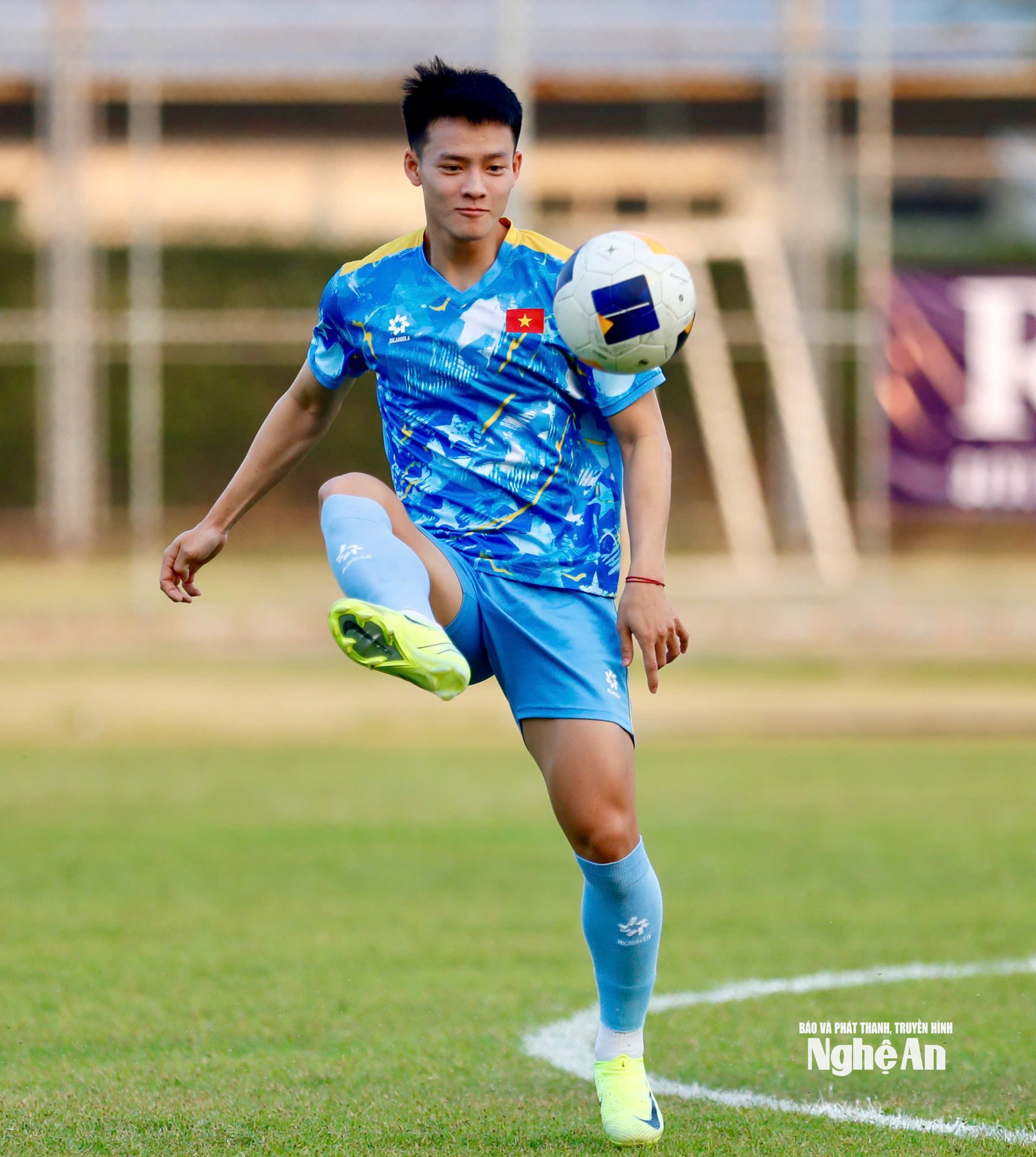 1930418373330741002 (5)