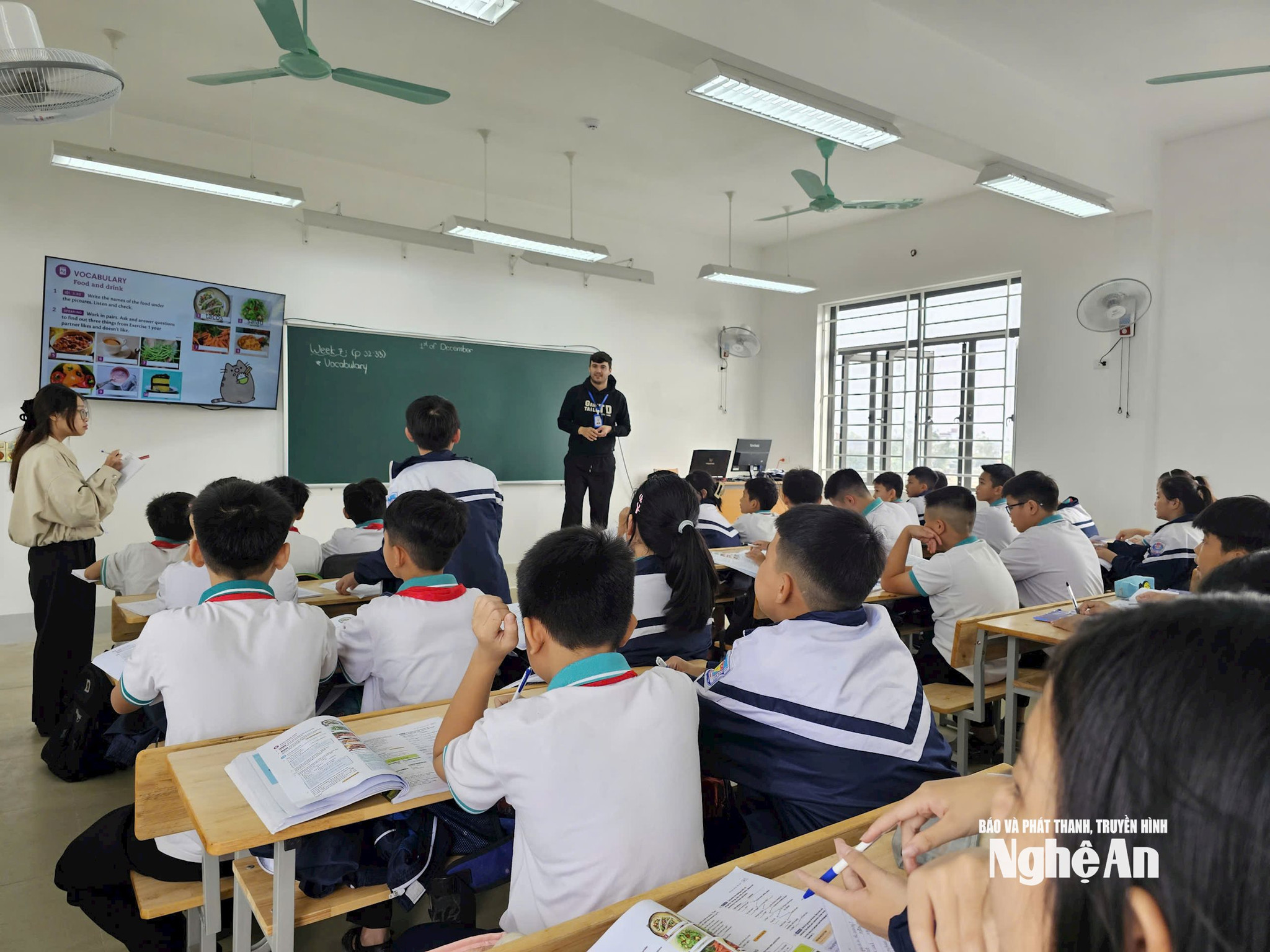 Giờ học Tiếng Anh tăng cường