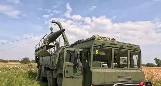Châu Âu lo ngại về sản xuất tên lửa tầm xa của Nga và kế hoạch hòa bình Ukraine - Ảnh 2.