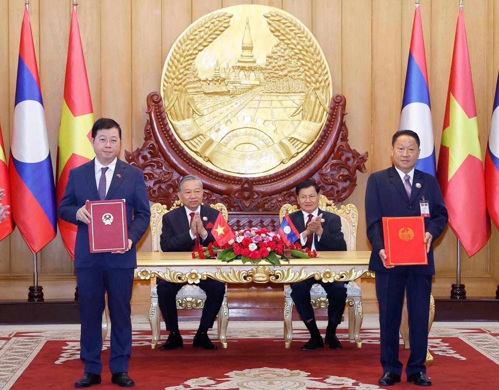 Lễ ký thỏa thuận hợp tác giữa Đài THVN và Ban Tuyên huấn Trung ương Đảng Nhân dân Cách mạng Lào- ảnh 1.