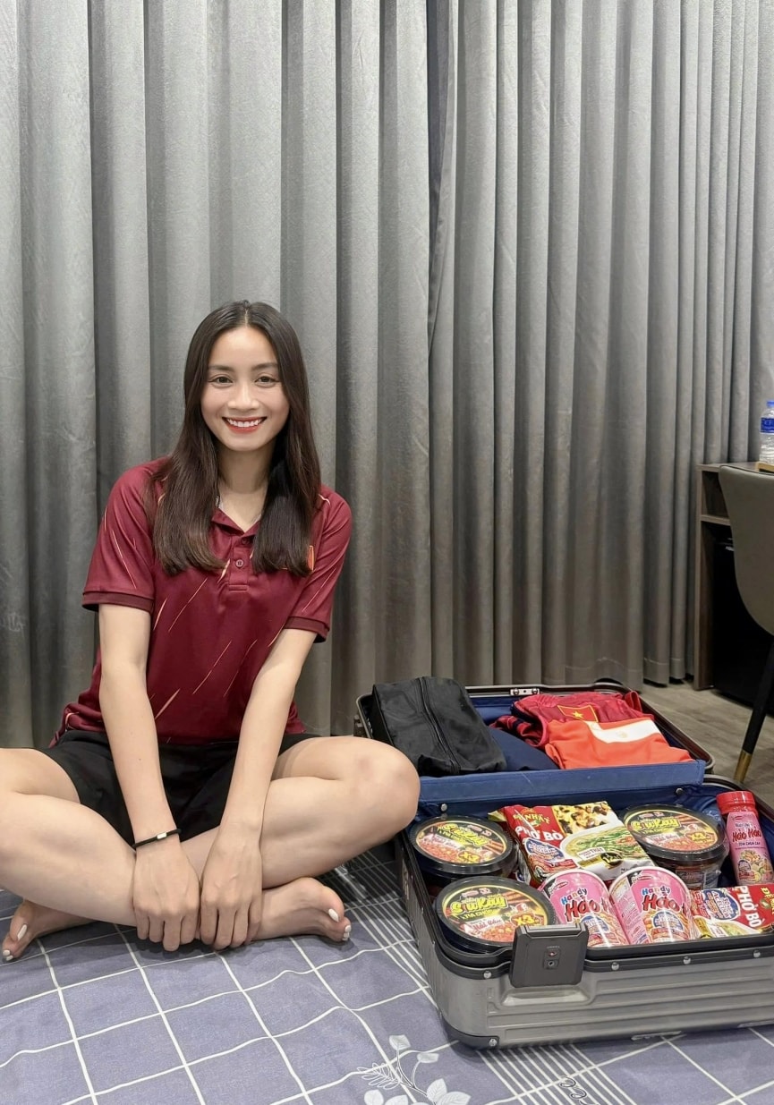 Ngắm các 'nàng thơ' bóng đá nữ Việt Nam tại SEA Games 33 752010