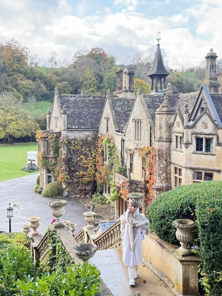 Giáng My dạo chơi làng cổ đẹp nhất nước Anh - 1