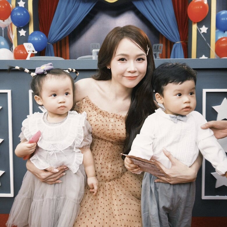 Ijin và Ijun có tính cách trái ngược nhau, thường được Sam chia sẻ hình ảnh lên mạng xã hội.
