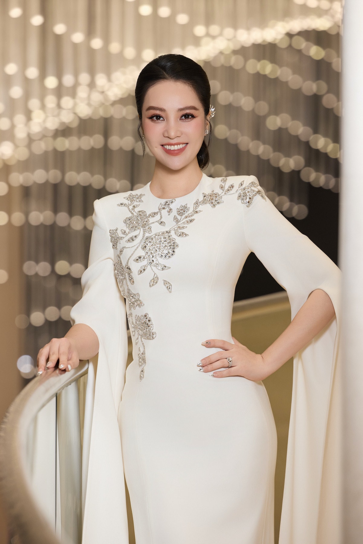 MC Thụy Vân rạng rỡ.