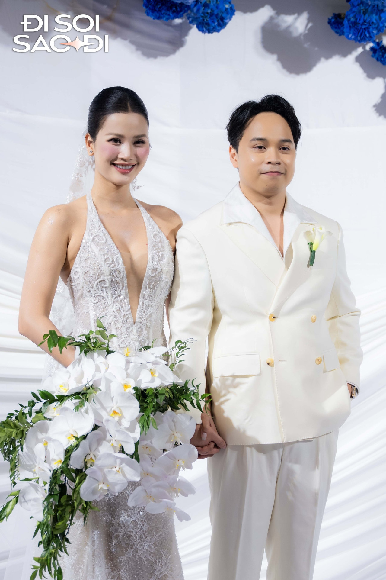 Á hậu Hương Ly và doanh nhân Tùng Anh trong ngày cưới trọng đại.
