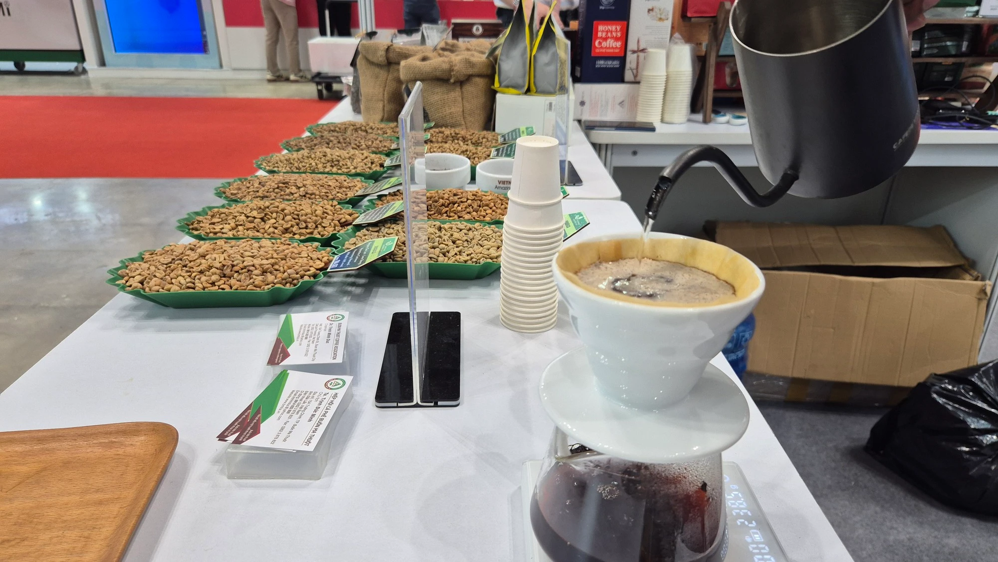 Cena kawy dzisiaj, 9 grudnia 2025 r.: Ponownie niewielki wzrost