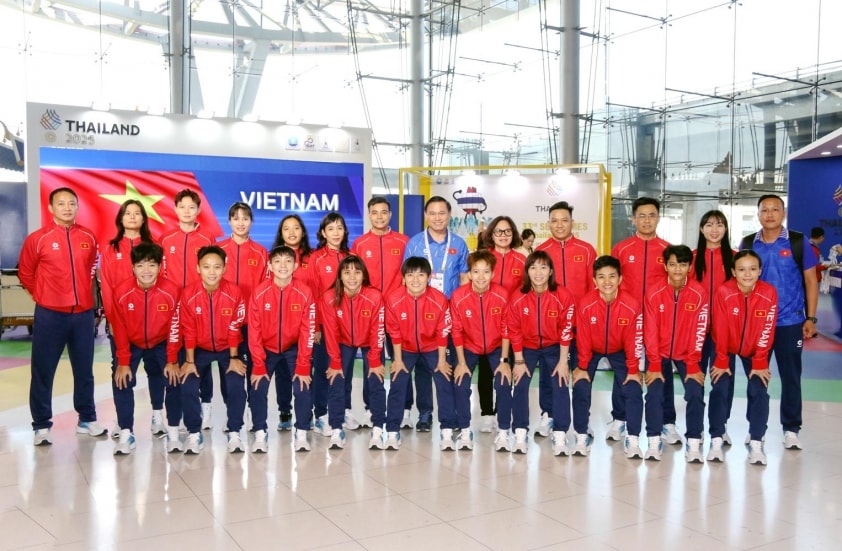 Thêm 14 cầu thủ Việt Nam đến Thái Lan dự SEA Games 757273