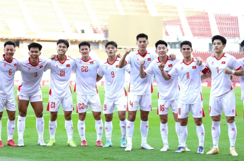 Báo Indonesia: 'Không đời nào Việt Nam chịu cúi đầu bắt tay hoà Malaysia'