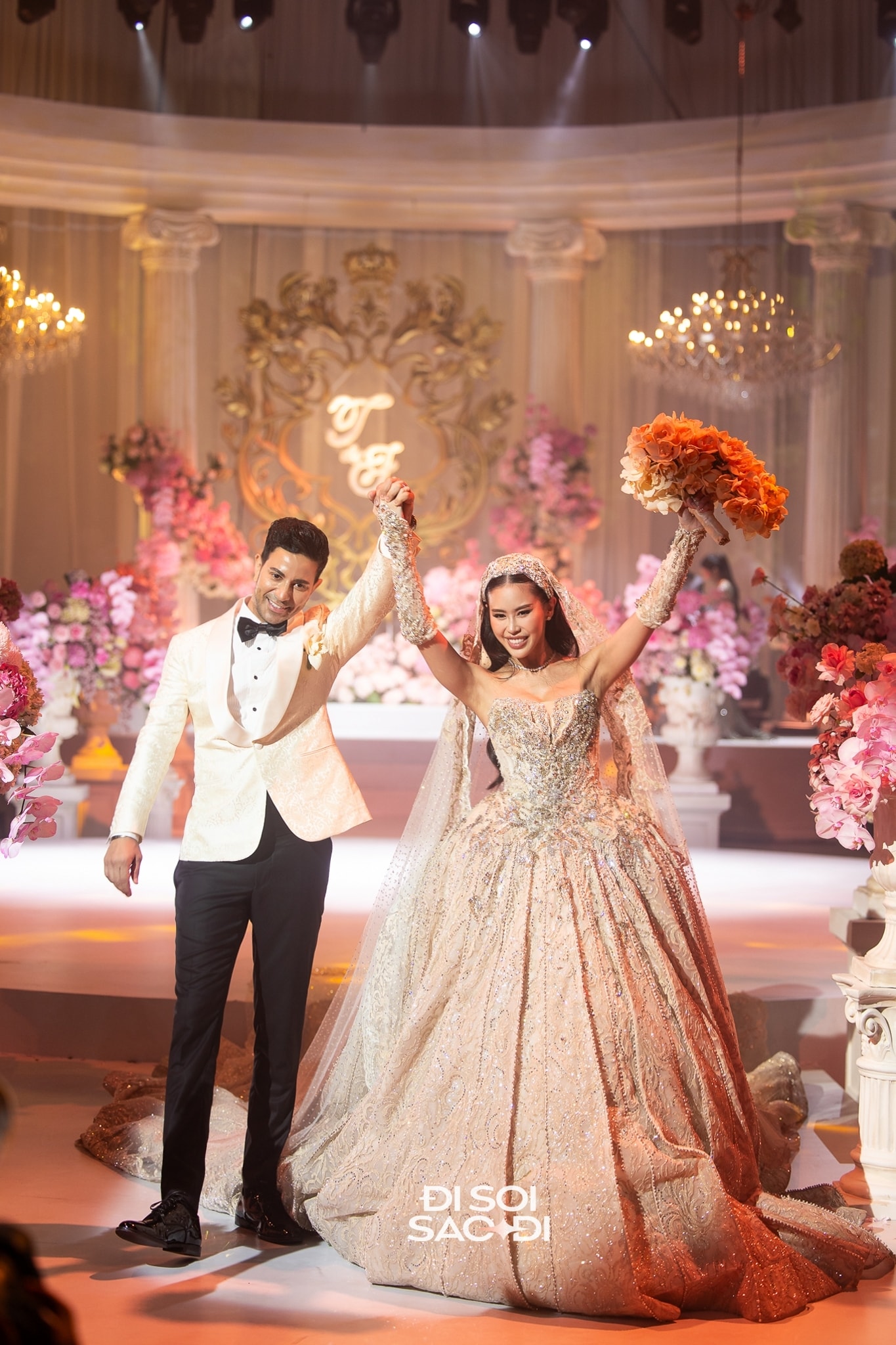 Hé lộ thông tin hiếm về đám cưới lần 2 của ái nữ nhà tỷ phú Johnathan Hạnh Nguyễn- Ảnh 2.