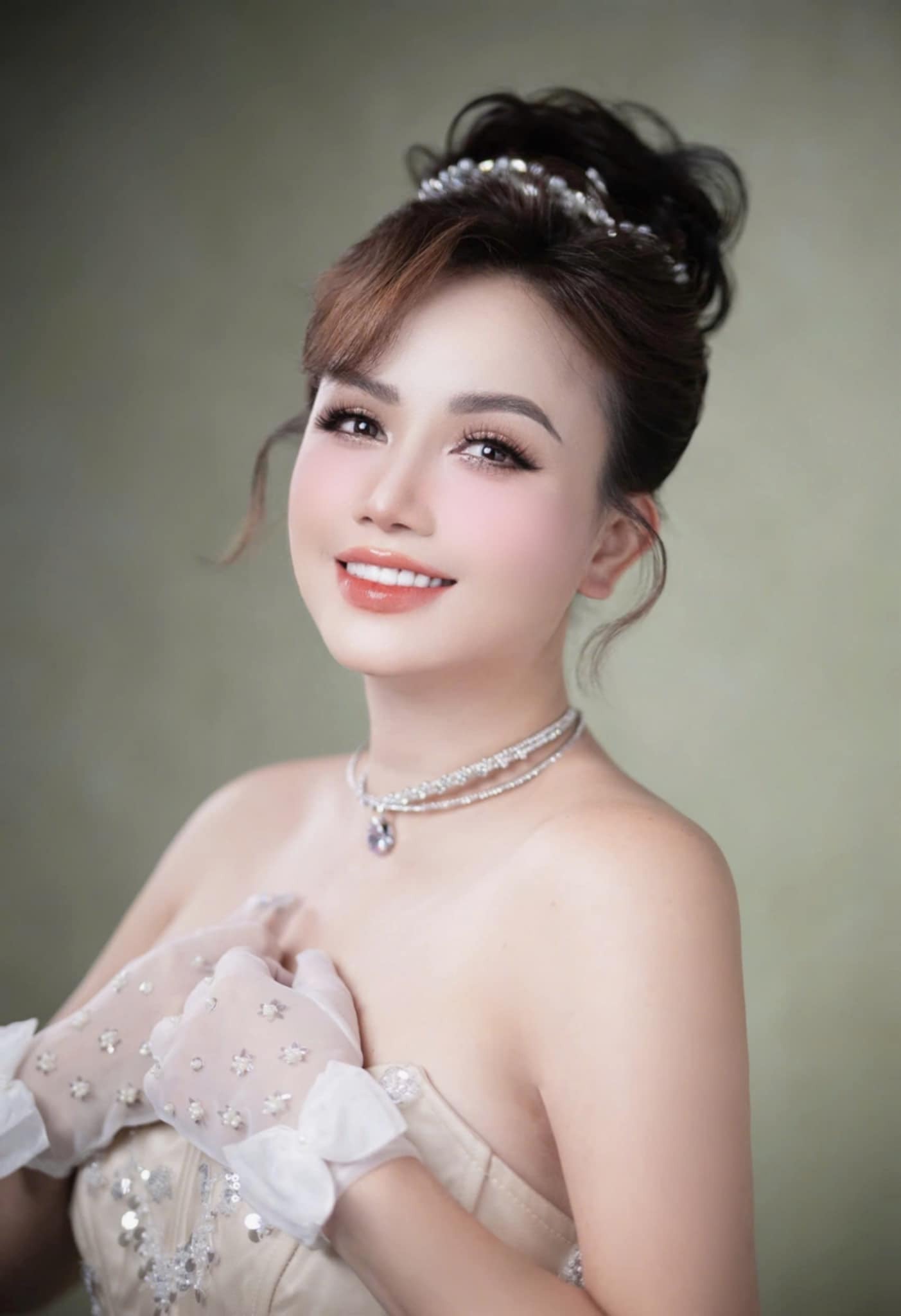 Diễn viên Hoàng Yến rục rịch kết hôn lần thứ 5?- Ảnh 2.