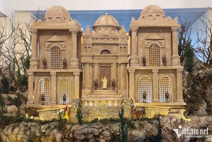 Hang đá Giáng sinh hơn 7m ở Đồng Nai gây sốt với nghìn chi tiết độc đáo - 6