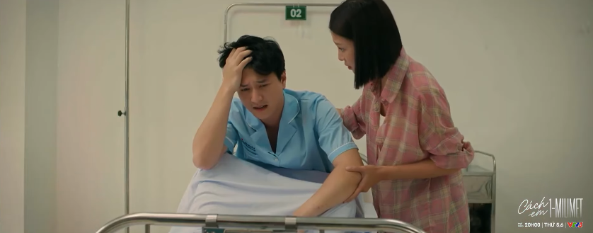 Ngân và Bách trong một cuộc trò chuyện căng thẳng.