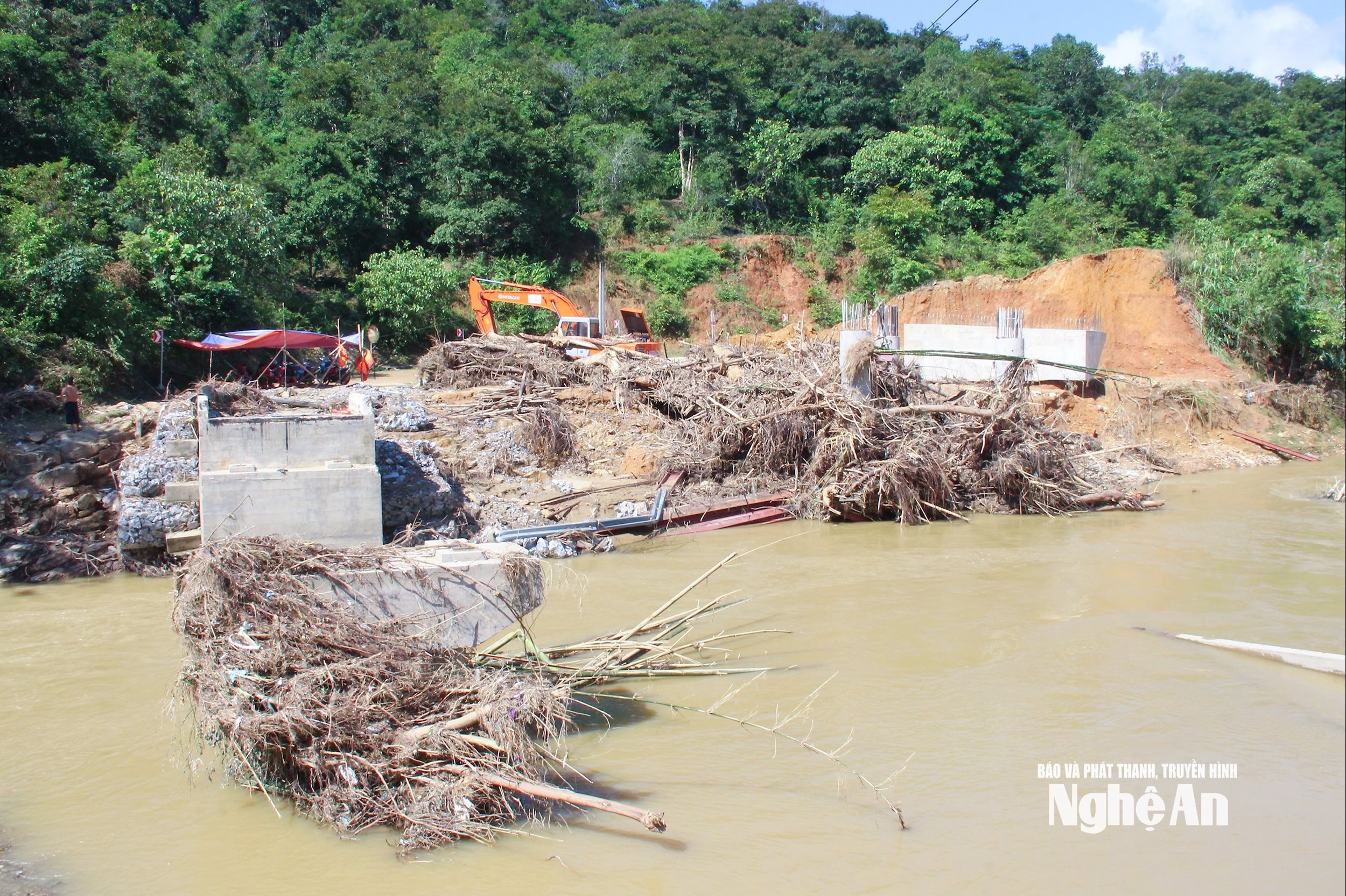  Thiệt hại sau cơn bão số 3 tại miền Tây Nghệ An là rất lớn. Ảnh- Mai Hoa