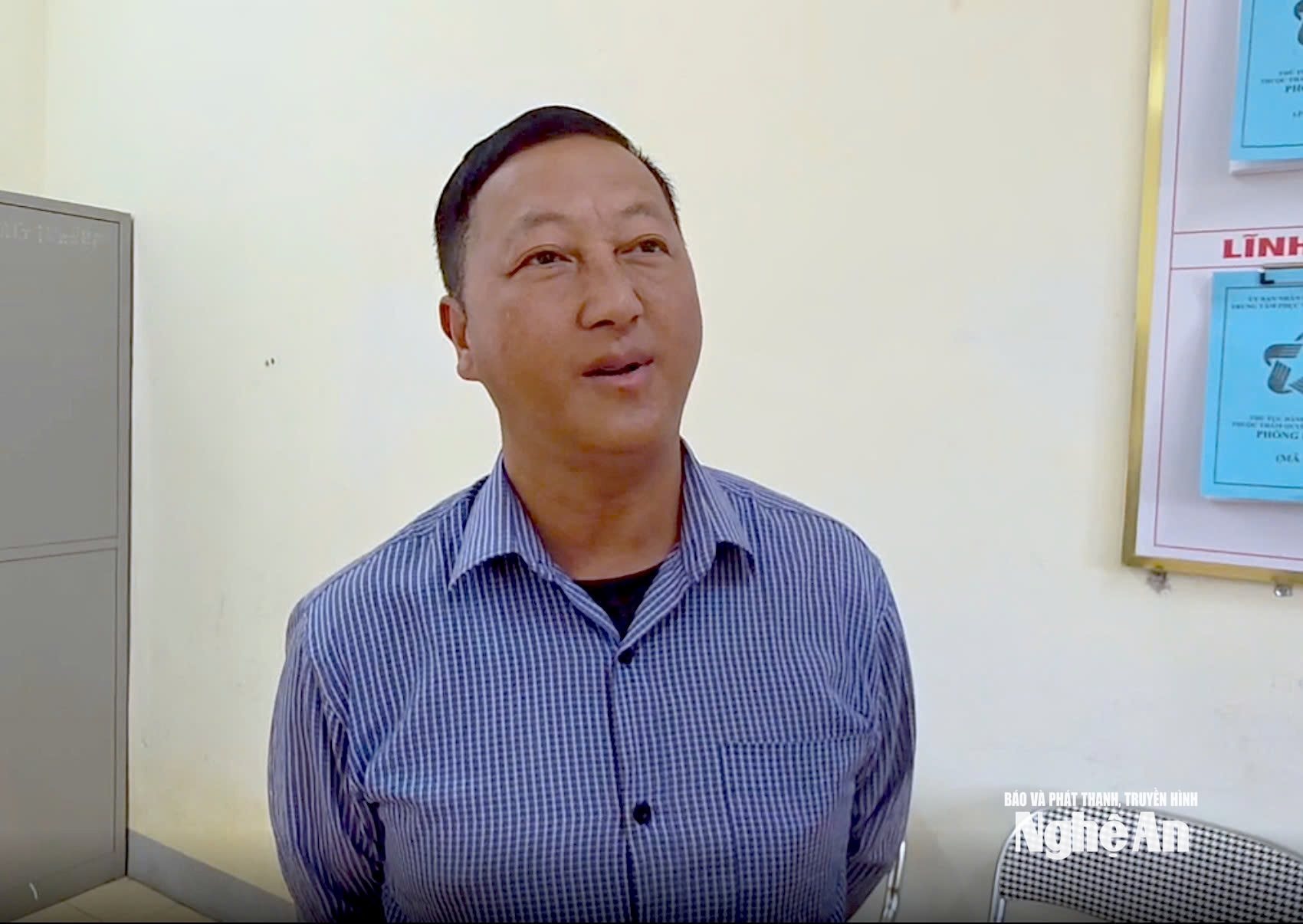 Voter Lầu Bá Chò, Tam Thái commune. Photo: Hoài Thu