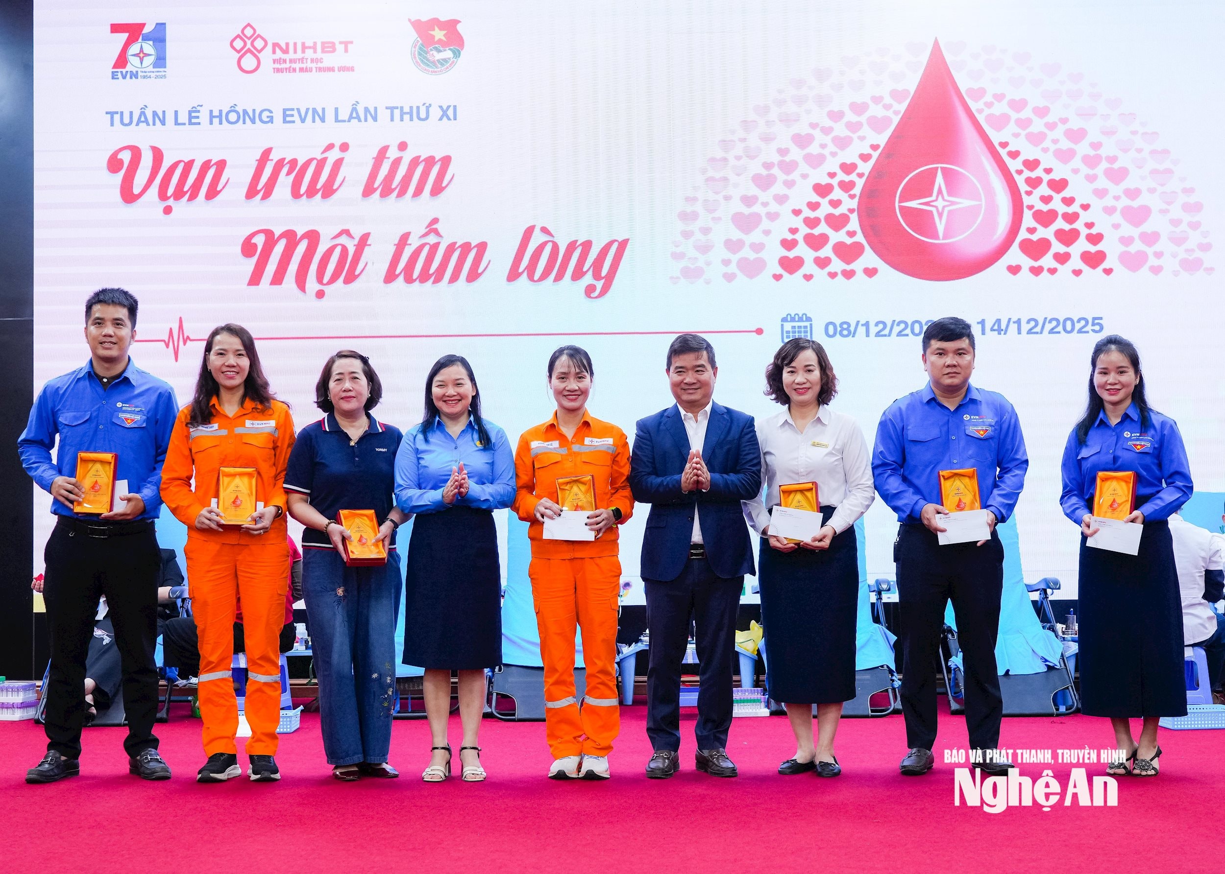 kỷ niệm chương