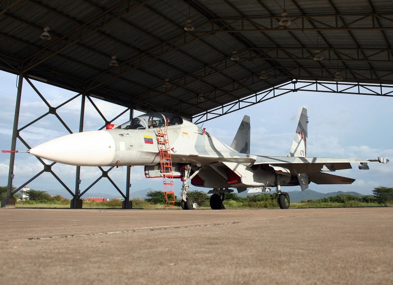 Su - 30 mk2 Venezuela và Khả năng chiến đấu trước Mỹ: Hổ giấy hay sức mạnh thật sự? - Ảnh 1.