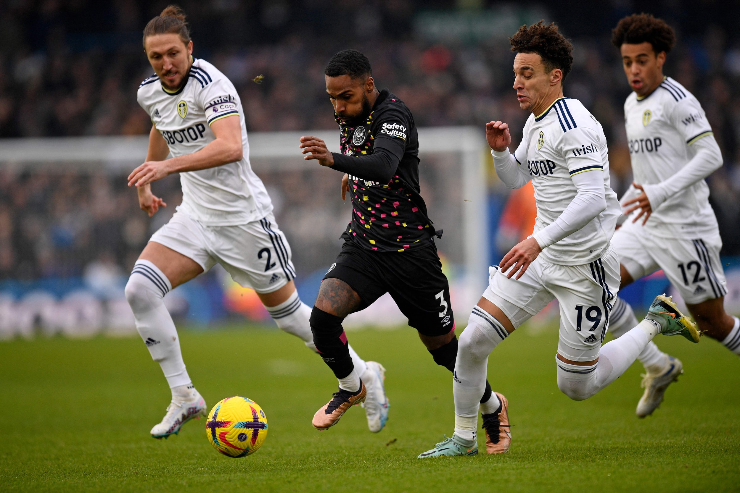 Leeds United vs Brentford LIVE: Premier League result, final score and reaction | The Independent