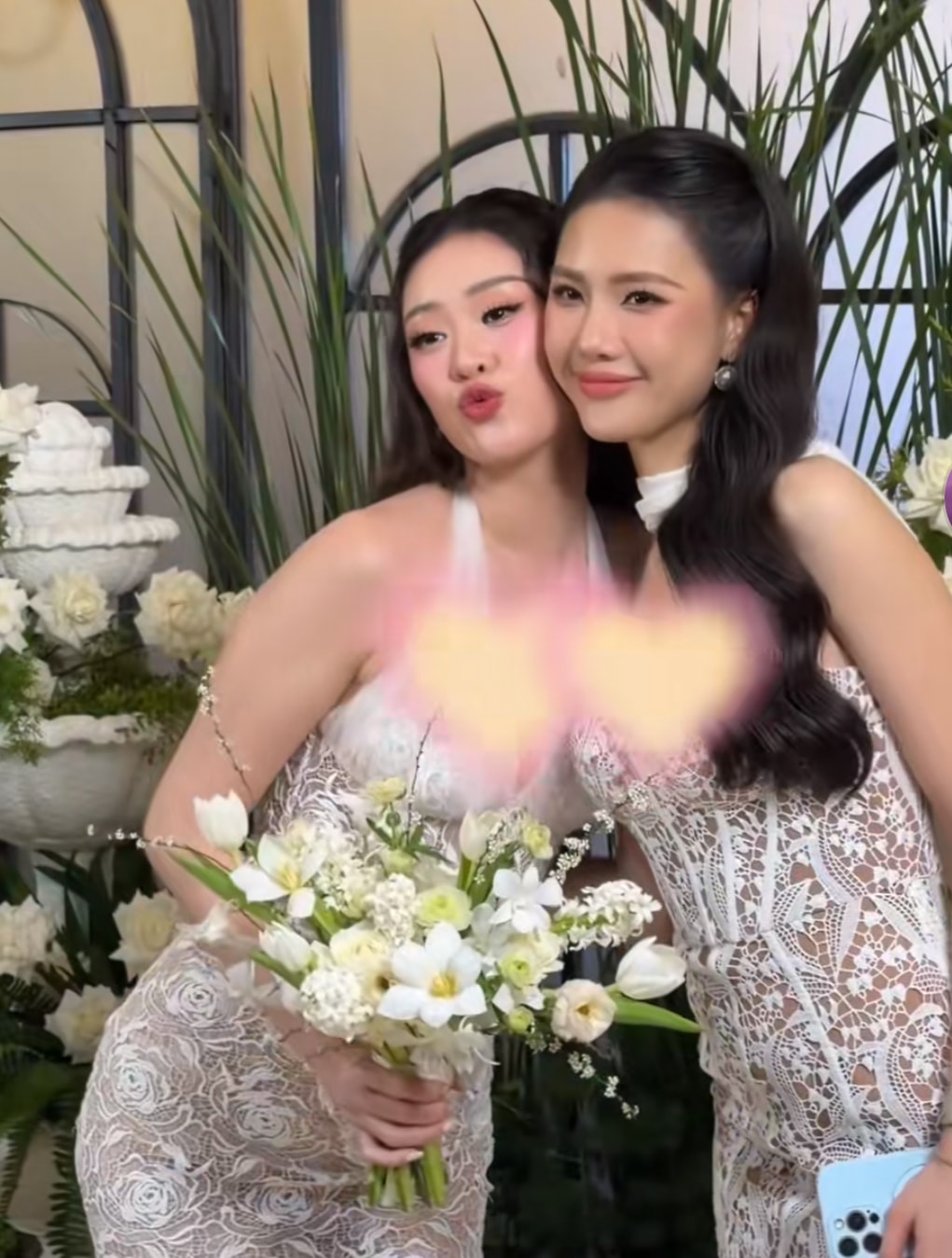 Hoa hậu Bùi Quỳnh Hoa