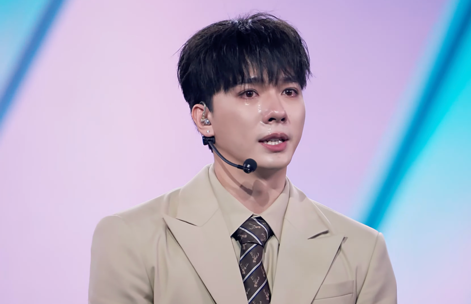 Hải Nam chia sẻ về chuyện tình cảm tại chương trình Anh trai say hi