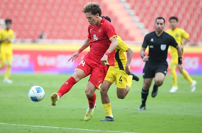 Viktor Lê trở thành cầu thủ Việt kiều đúng nghĩa đầu tiên thi đấu cho U22 Việt Nam ở SEA Games - Ảnh- Đức Cường