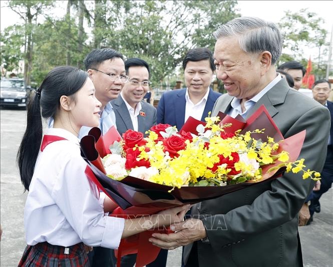 Tổng Bí thư Tô Lâm: Tập trung phát triển nông nghiệp xanh, giá trị cao, xây dựng kinh tế nông thôn hiện đại- Ảnh 2.