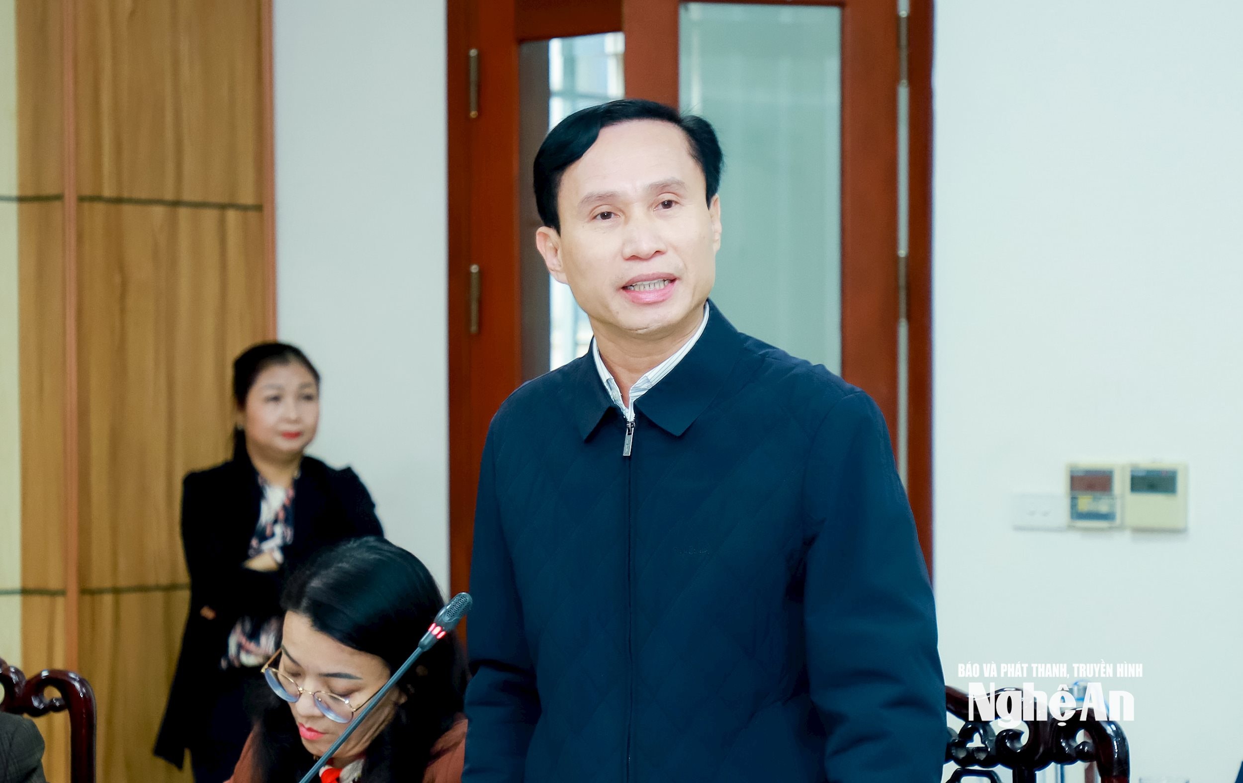 Phó Giám đốc Sở Nông nghiệp và Môi trường Nguyễn Duy Nhật phát biểu tại phiên tiếp công dân. Ảnh: Thành Duy