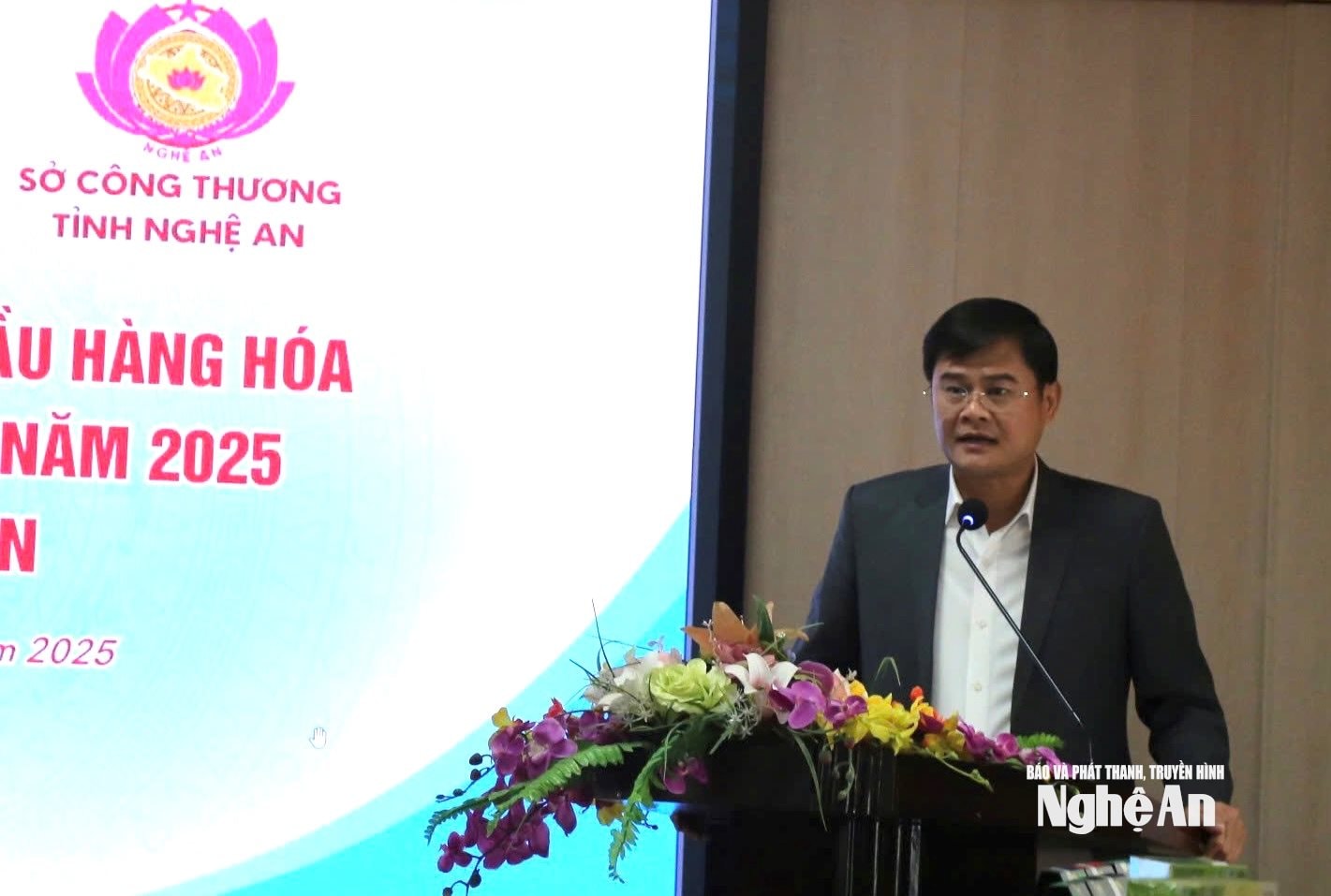 PHó giám đốc Sở Công Thương Nghệ An phát biểu