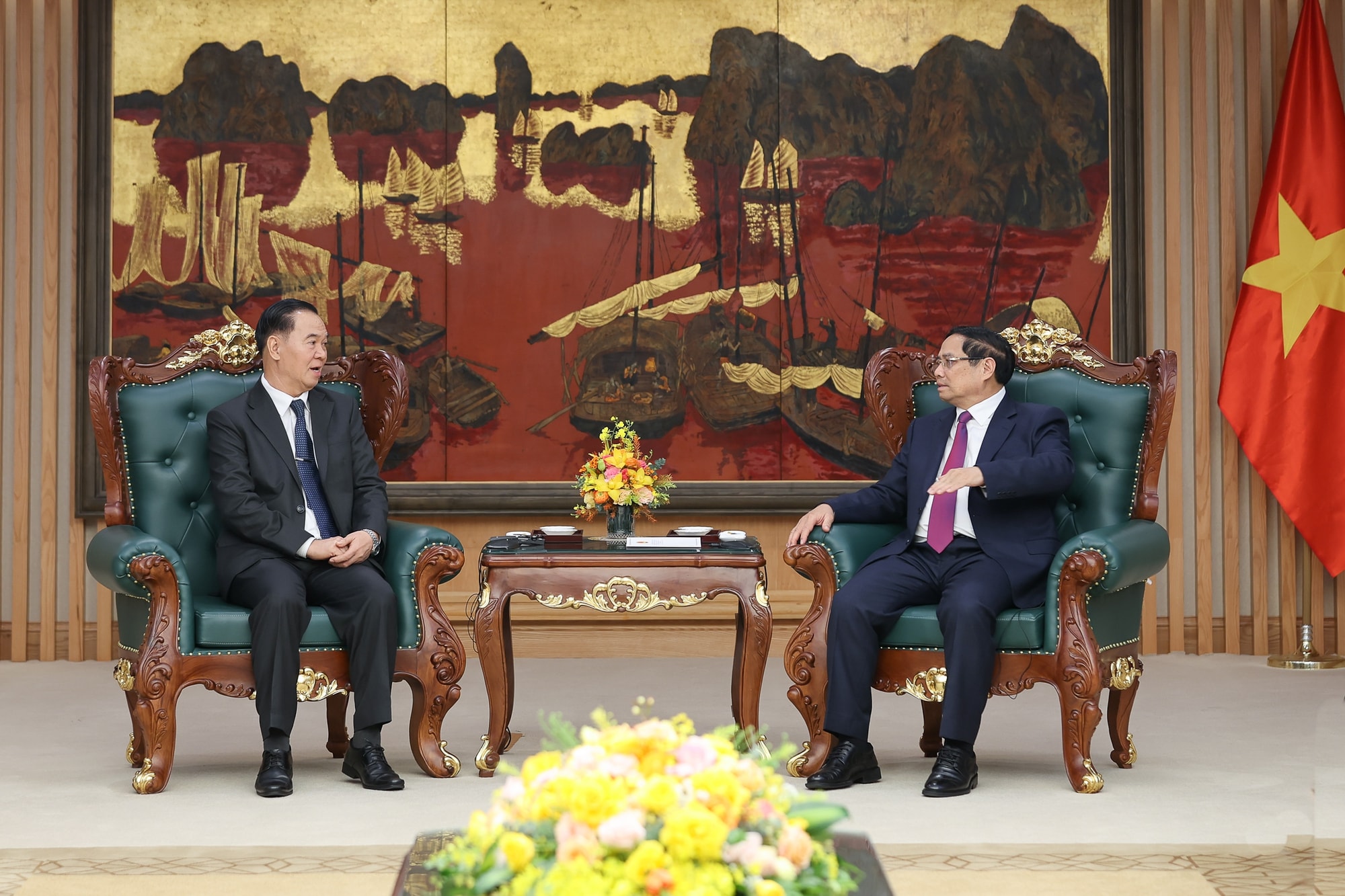 Thủ tướng Phạm Minh Chính tiếp Bộ trưởng Bộ Giáo dục và Thể thao Lào- Ảnh 2.