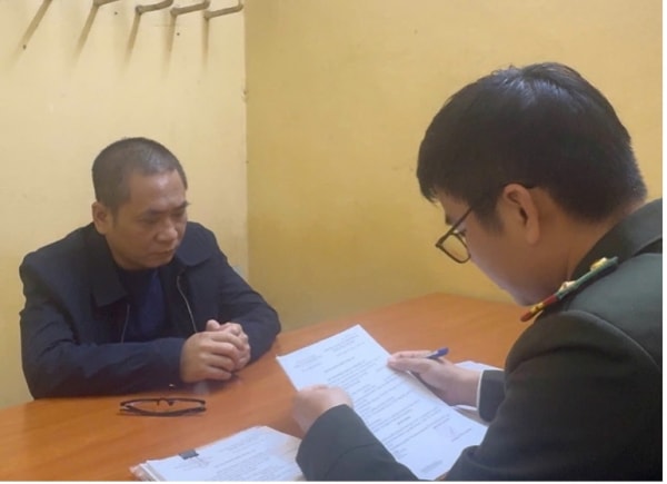 Khởi tố Hiệu trưởng Trường Cao đẳng Du lịch Hà Nội cùng đồng phạm liên quan đến sai phạm khi chi trả tiền cho sinh viên A 80 -0