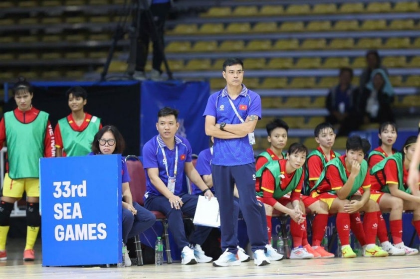 HLV tuyển Việt Nam nói gì khi vào chung kết SEA Games 33 761805