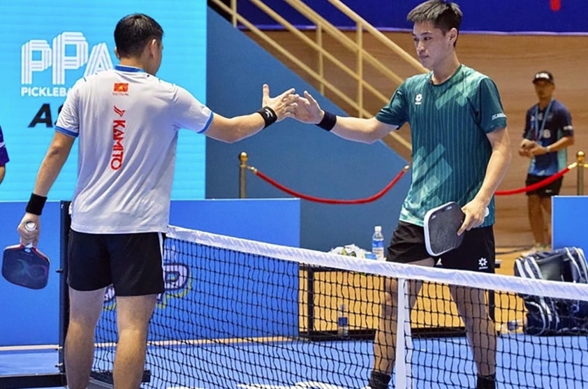 Người chơi pickleball lâu năm đôi khi chỉ học luật ngầm sau khi bị nhắc