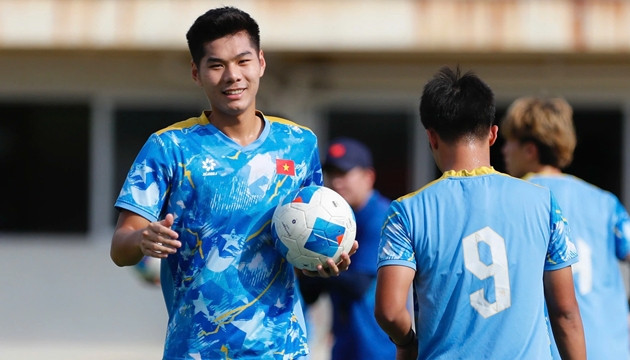 Trung vệ Nguyễn Hiểu Minh trước chung kết gặp U22 Thái Lan.