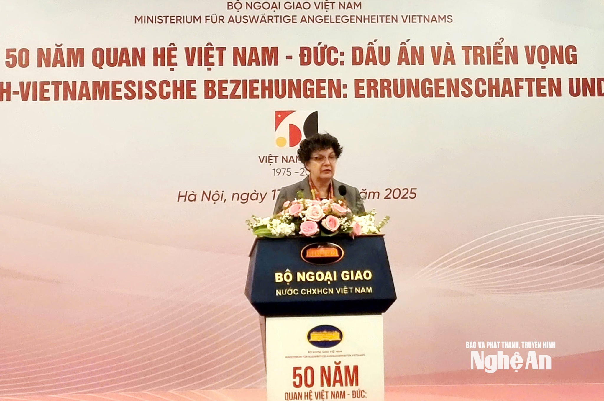 đại sứ phát biểu