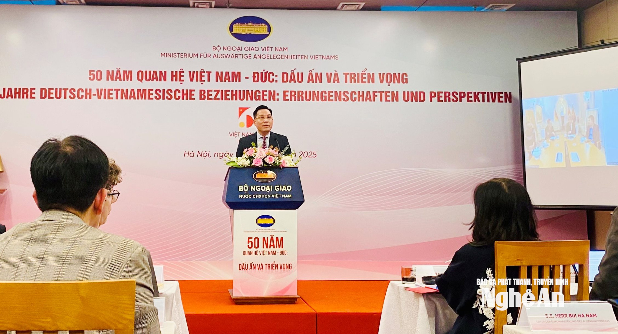 sếp Thục 2