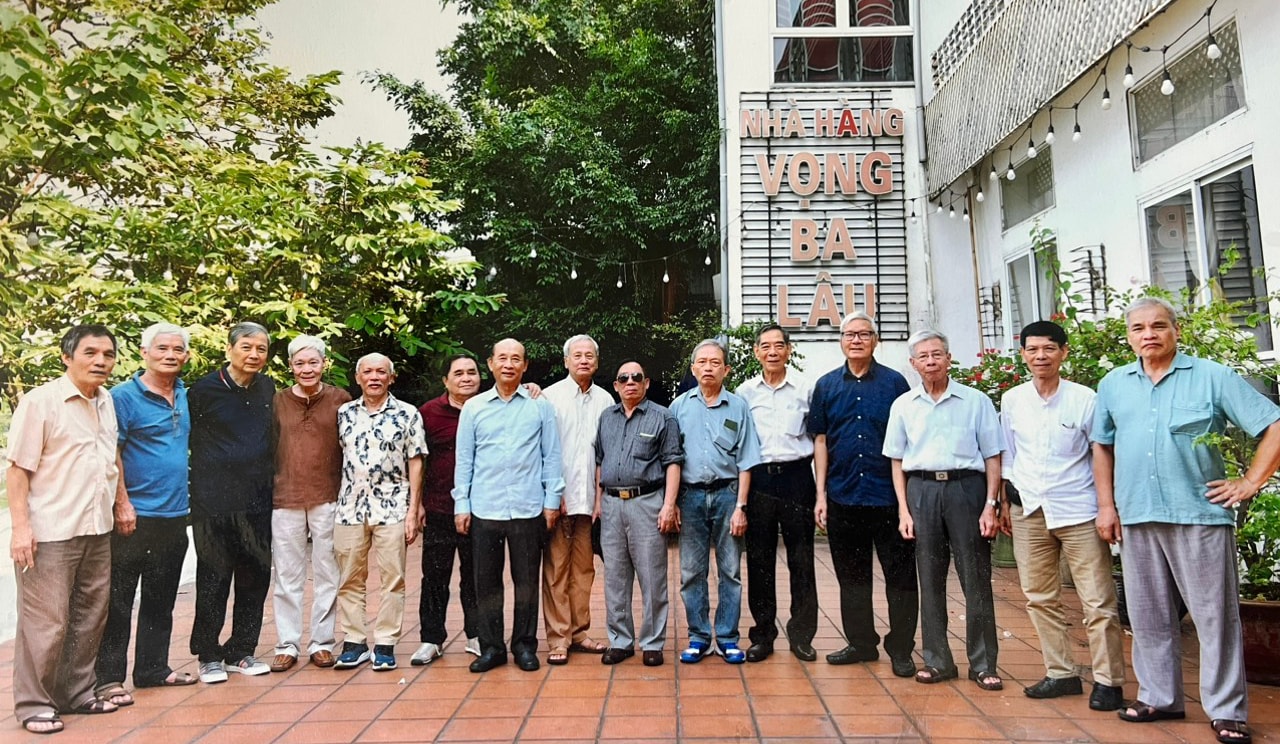 GS Nguyễn Đức Cương cùng các bạn học tại Nga gặp mặt năm 2023