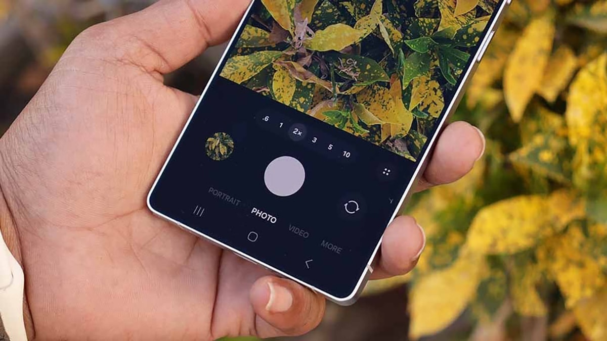 Samsung có kế hoạch sử dụng lại camera khẩu độ thay đổi