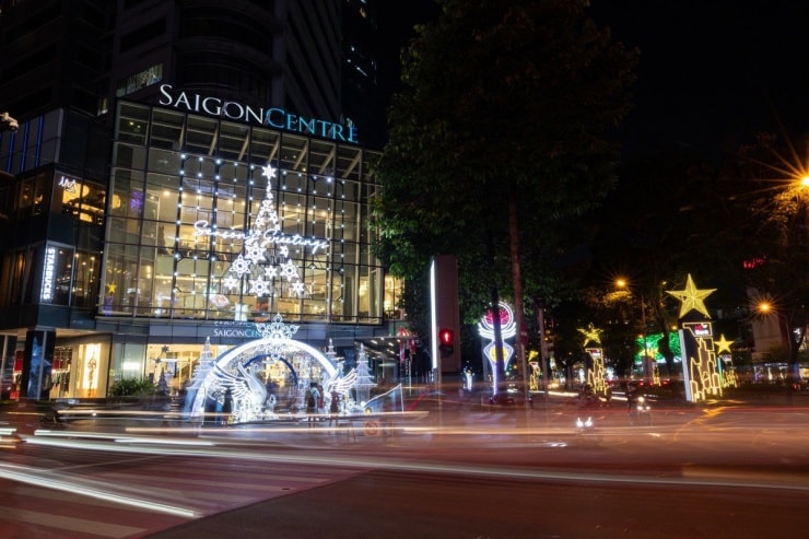 Không khí lễ hội nhẹ nhàng, lãng mạn tại Saigon Centre
