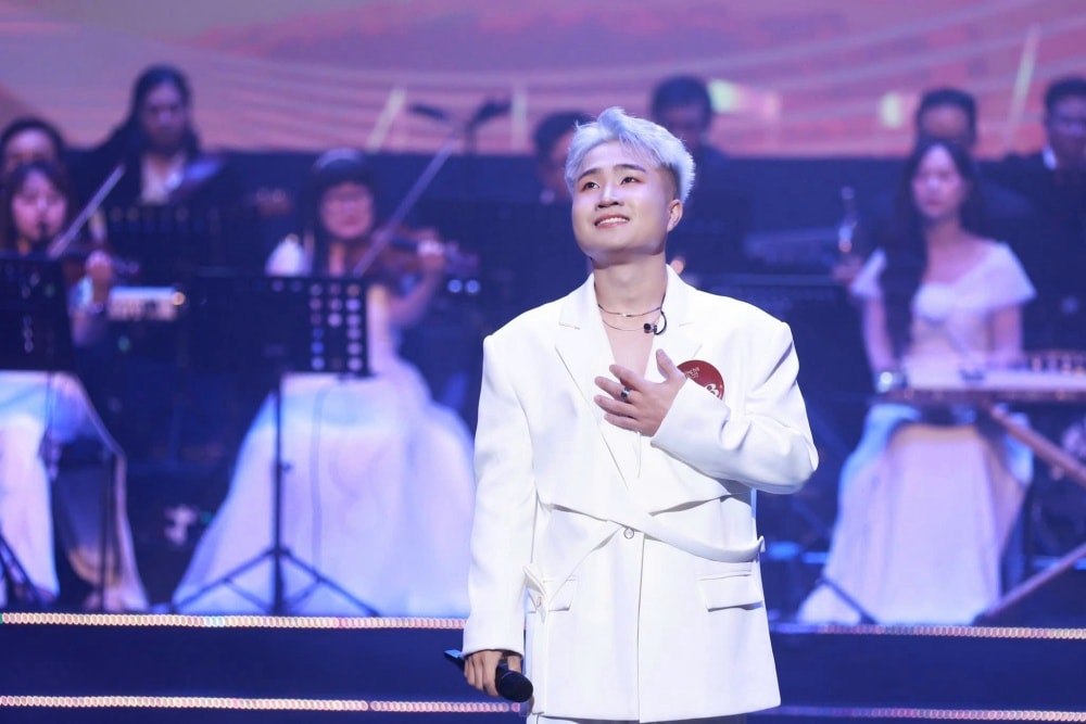 Trước khi đạt Á quân Tiếng hát Hà Nội, Cường DuyC từng thử sức tại nhiều cuộc thi lớn như Vietnam Idol, The Voice, Điểm hẹn tài năng, Giọng hát hay Hà Nội.