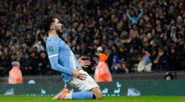 Rayan Cherki là món hời của Man City.