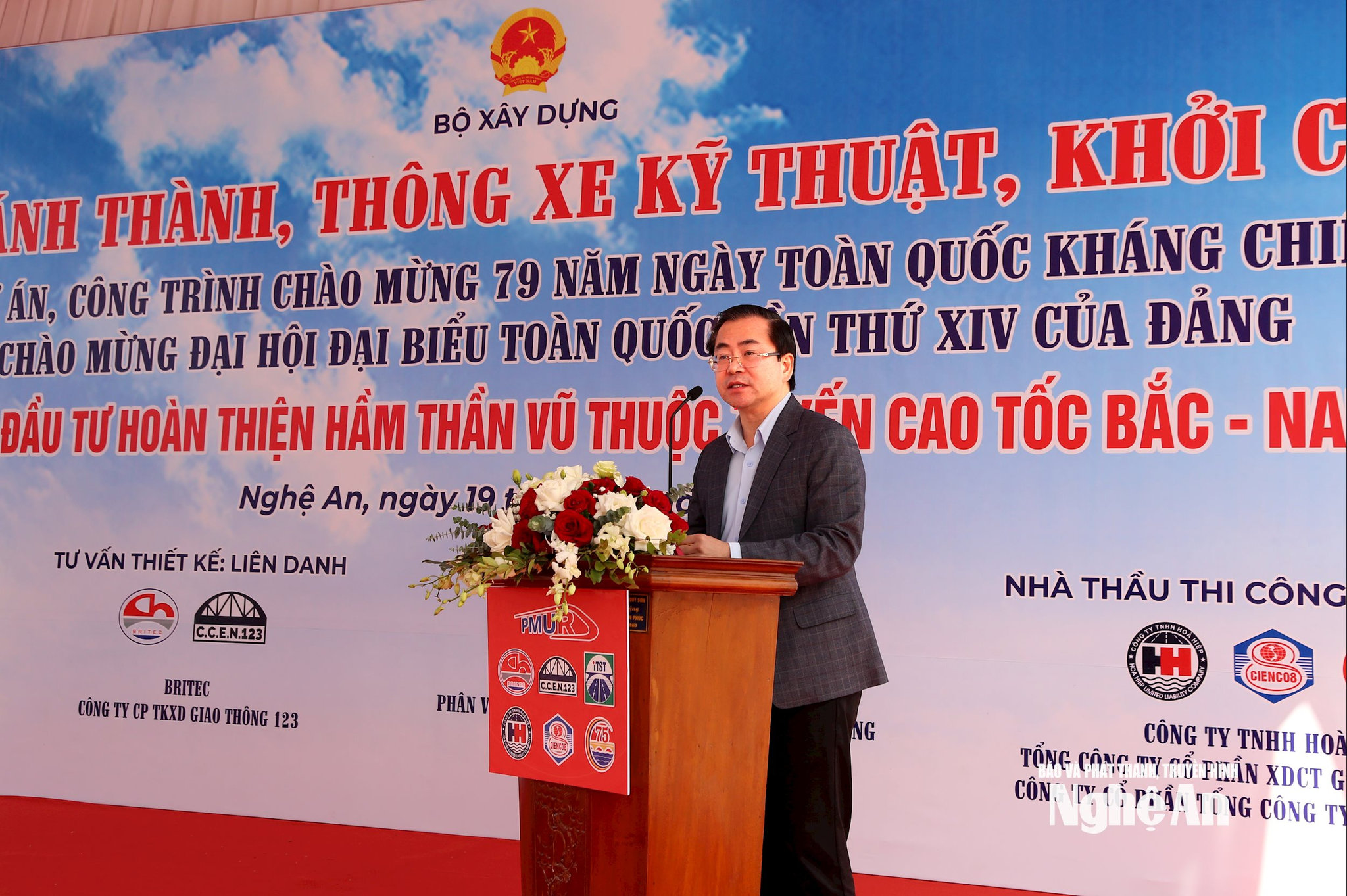 hoang 2 (1)