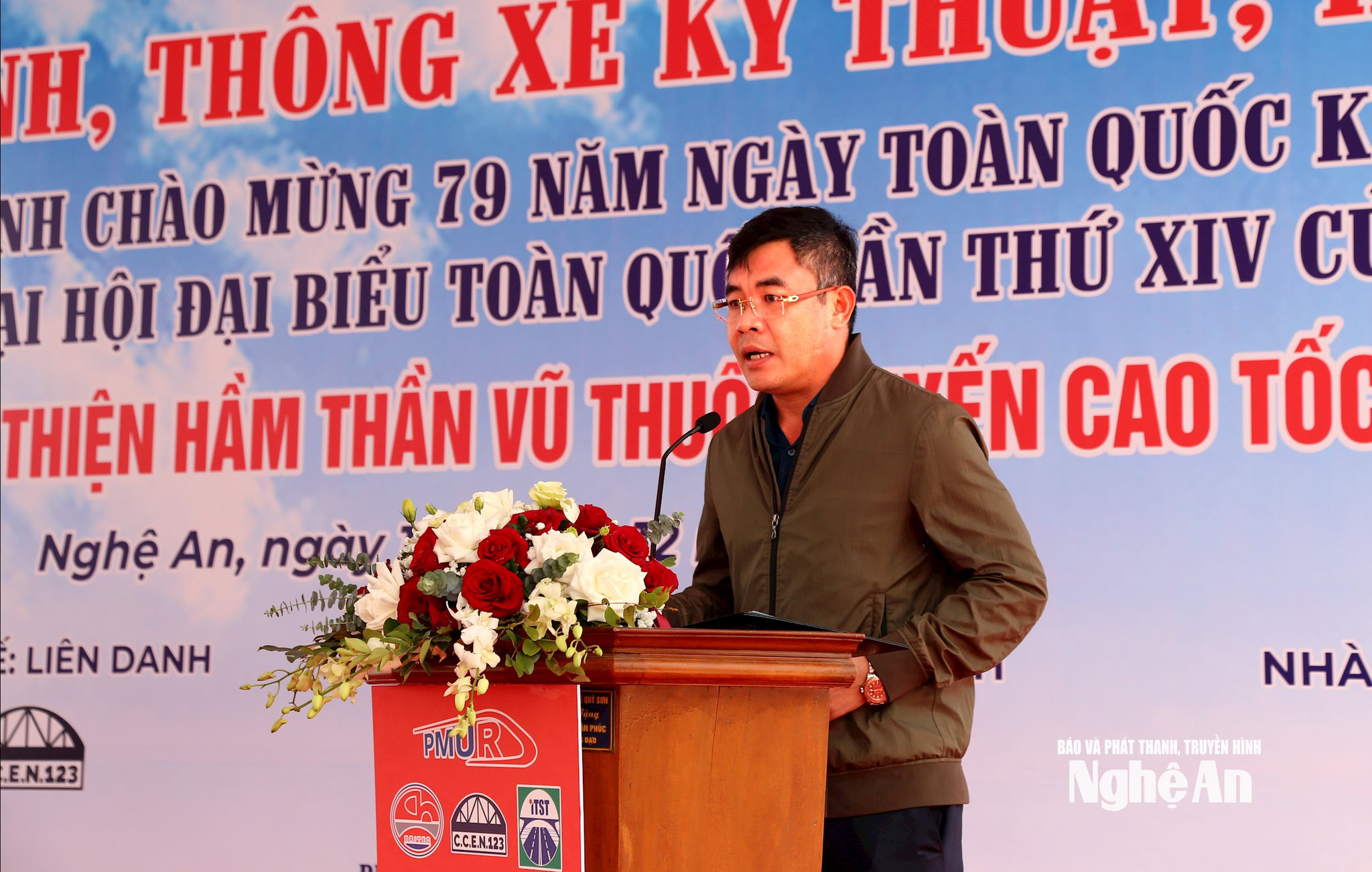 hoang 4