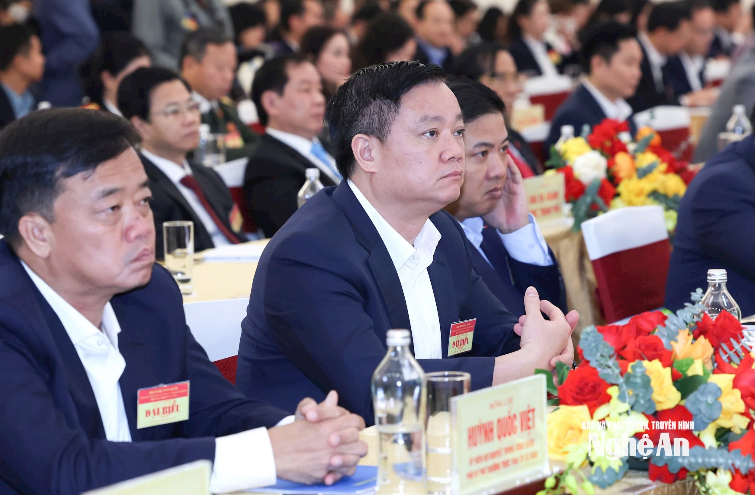 Đồng chí Nguyễn Khắc Thận - Bí thư Tỉnh ủy Nghệ An tham dự tại điểm cầu Hà Nội. Ảnh: Phương Hoa